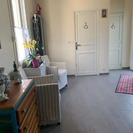Maison De Ville Ideale Avec Exterieur Laval  Extérieur photo